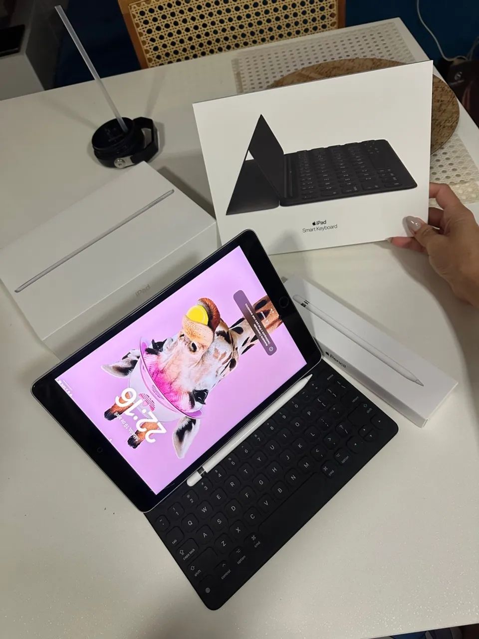 iPad 9 Geração - 256GB completo! Caneta e teclado Apple 