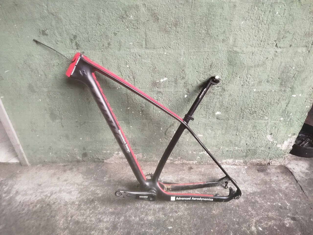 Quadro de Bicicleta Aro 29 carbono tamanho 19