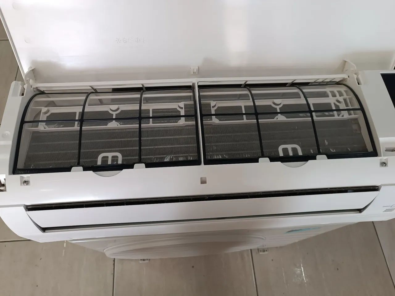 Ar Condicionado Split Daikin inverter 12000 BTUs no estado de zera  - Foto 2