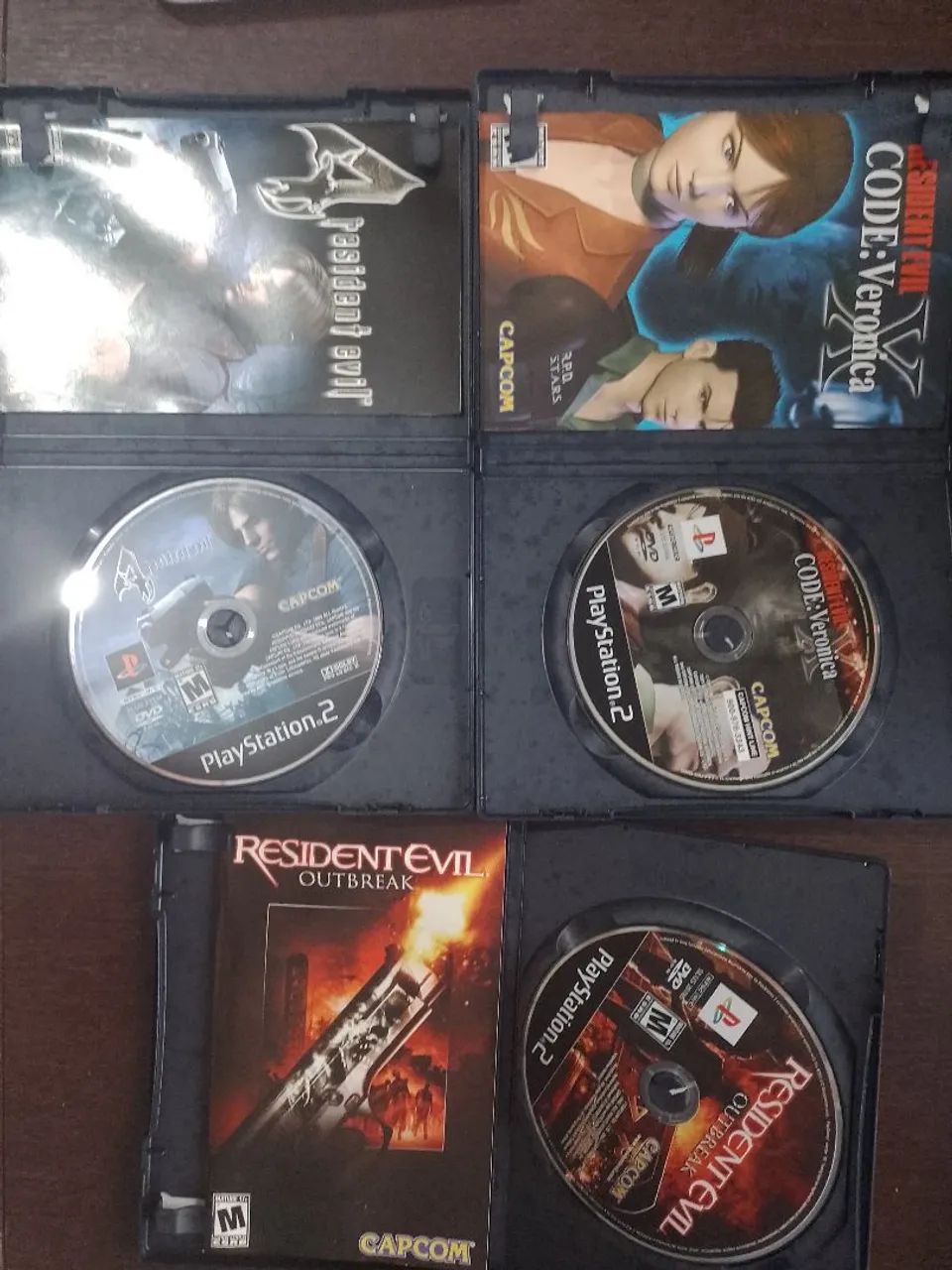Resident Evil the essentials PS2 original 63824123220099123