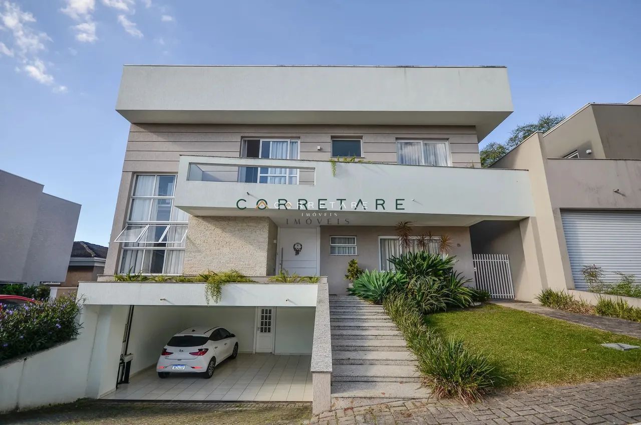 Casa em condomínio no São Braz