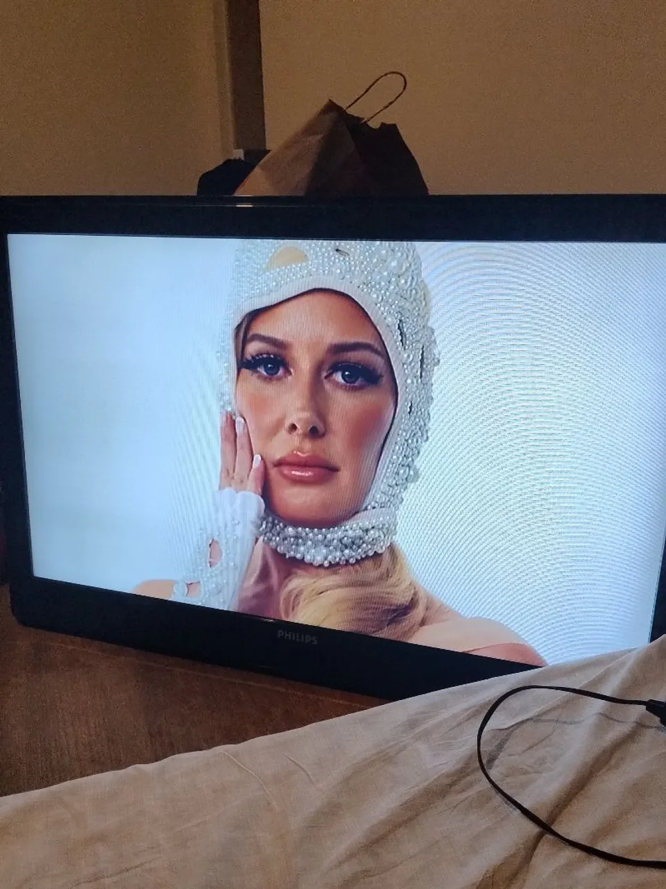 TV PHILIPS 42" COM DEFEITO