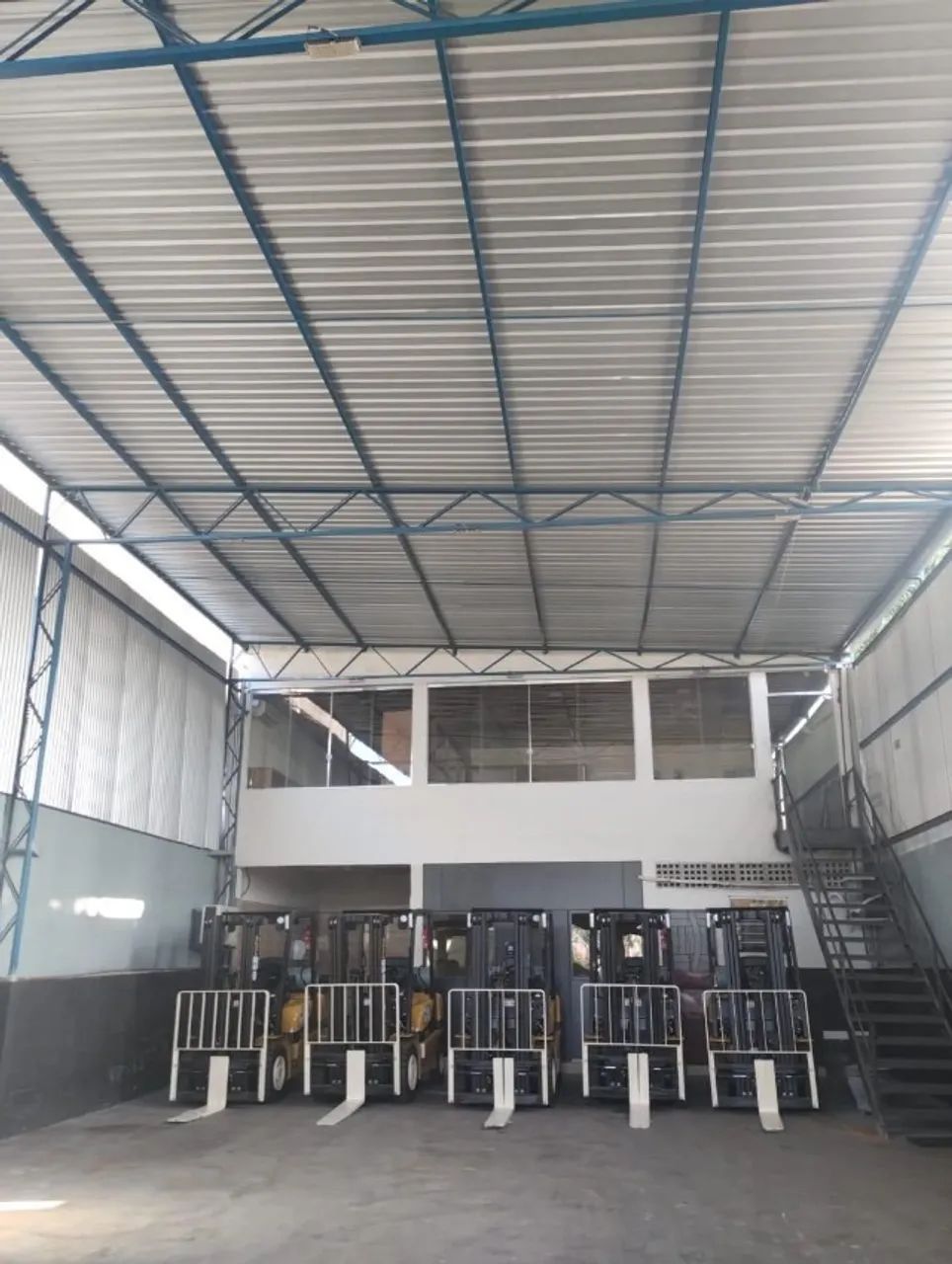 Excelente Galpão Novo 250m² c/ Mezanino-Escritório-Poço Artesiano prox. ao DB Coroado - Foto 6