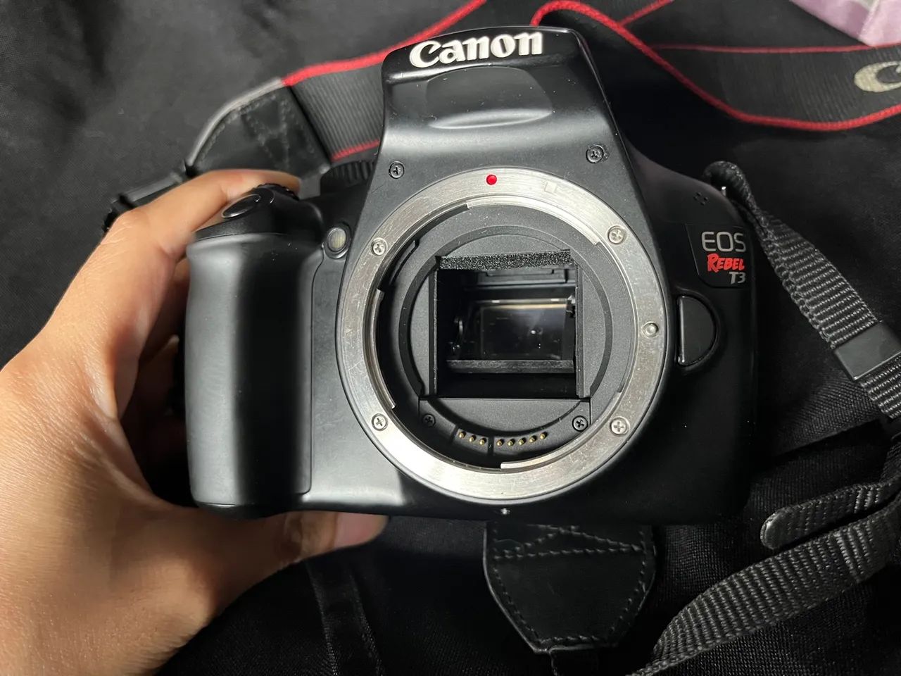Câmera Canon EOS Rebel T3