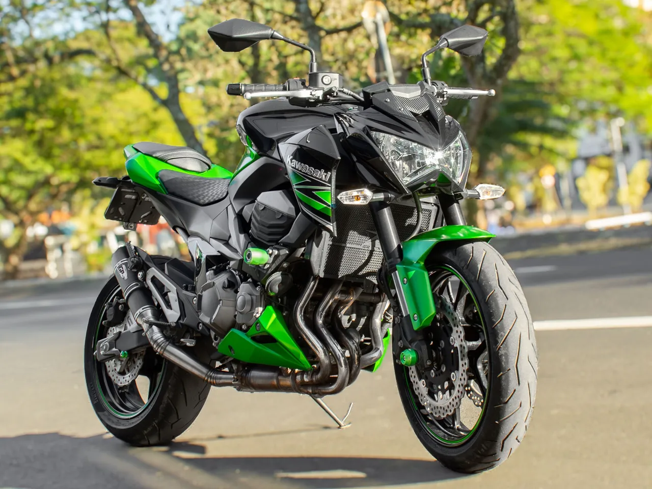 Motos KAWASAKI Z-800 no Brasil