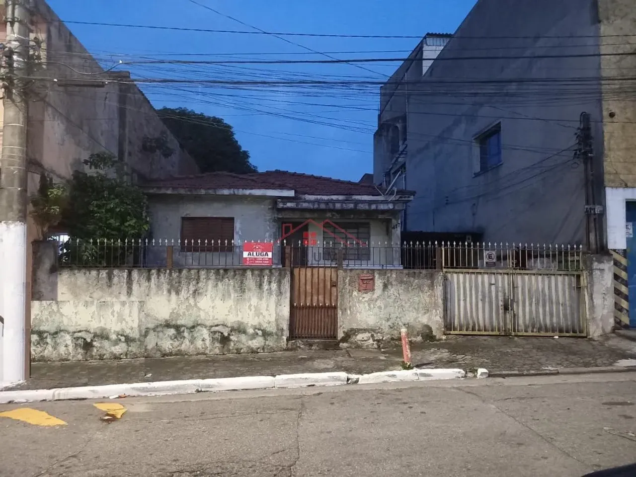 Casa para Locação em São Paulo, Cidade São Mateus, 2 dormitórios, 1 banheiro, 1 vaga