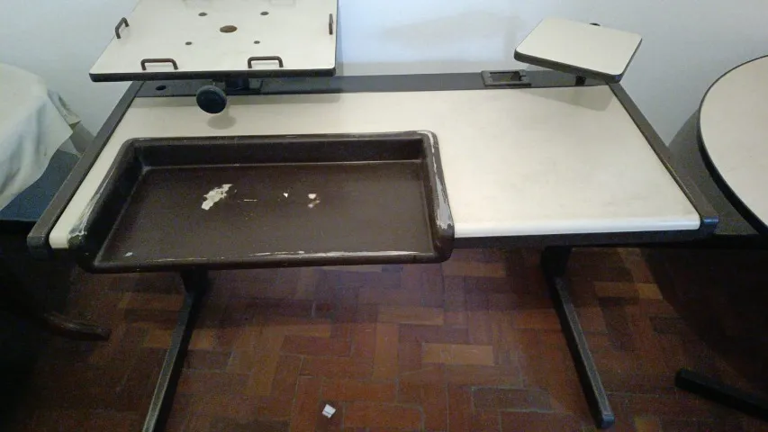 Mesa para computador - usada