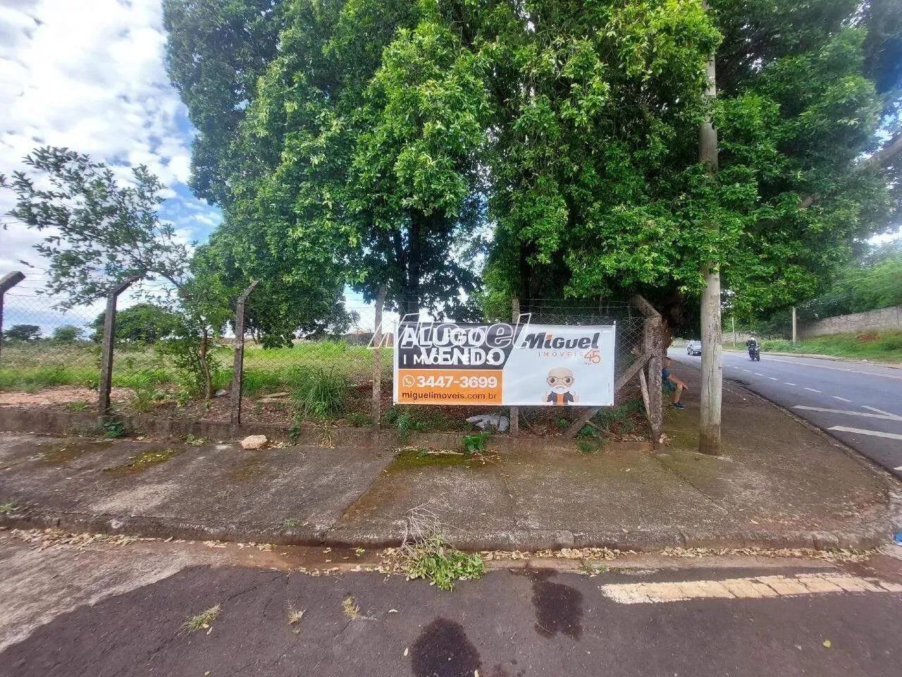 Área Comercial, para aluguel, com 8.000,86 m² - Campestre - Piracicaba - SP
