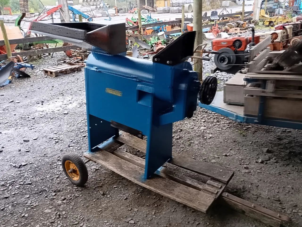 Debulhador de milho pra micro trator ou motor estacionário  - Foto 3