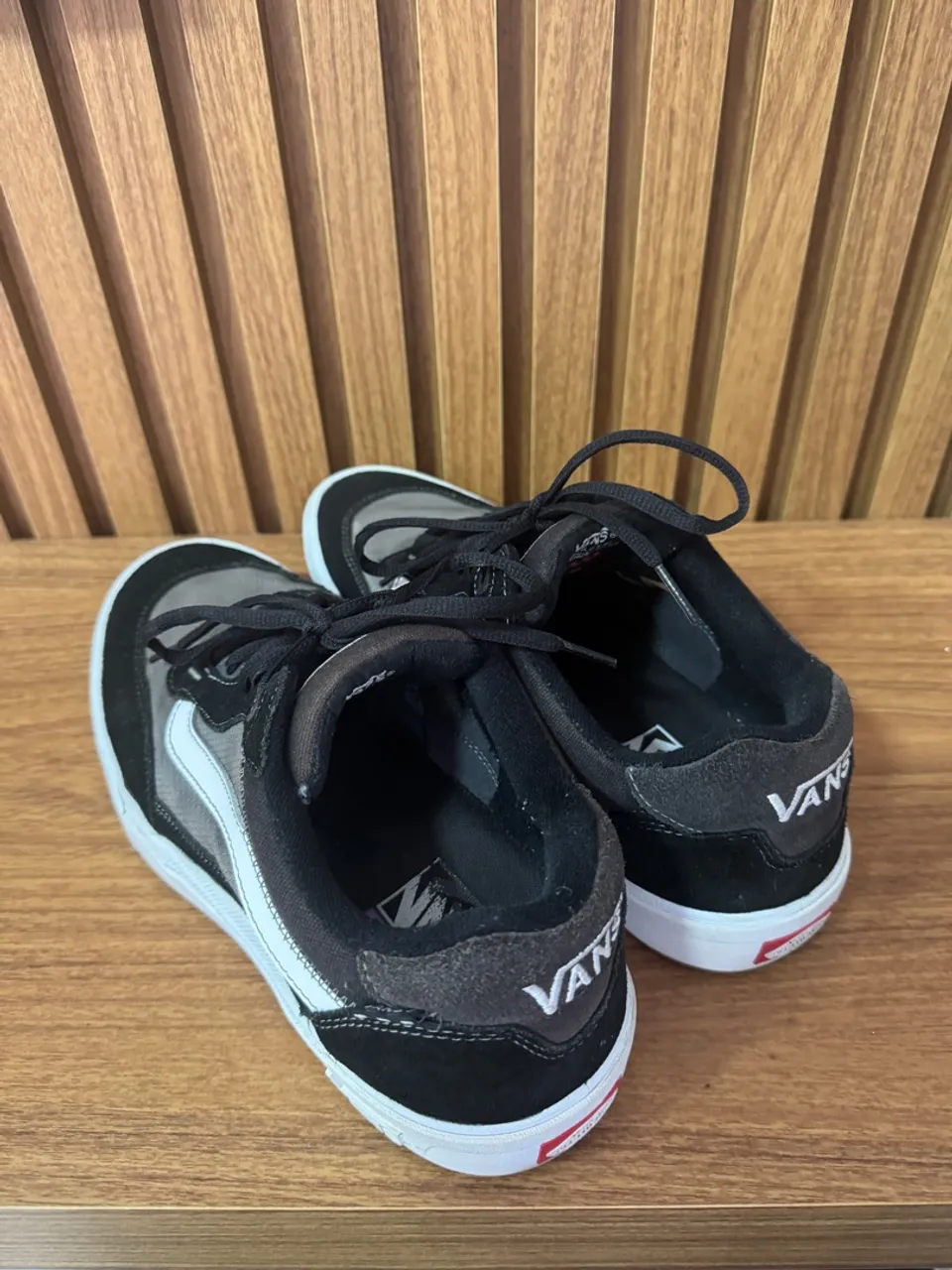 Tênis Vans Wayvee - Preto e Branco - Tamanho 43