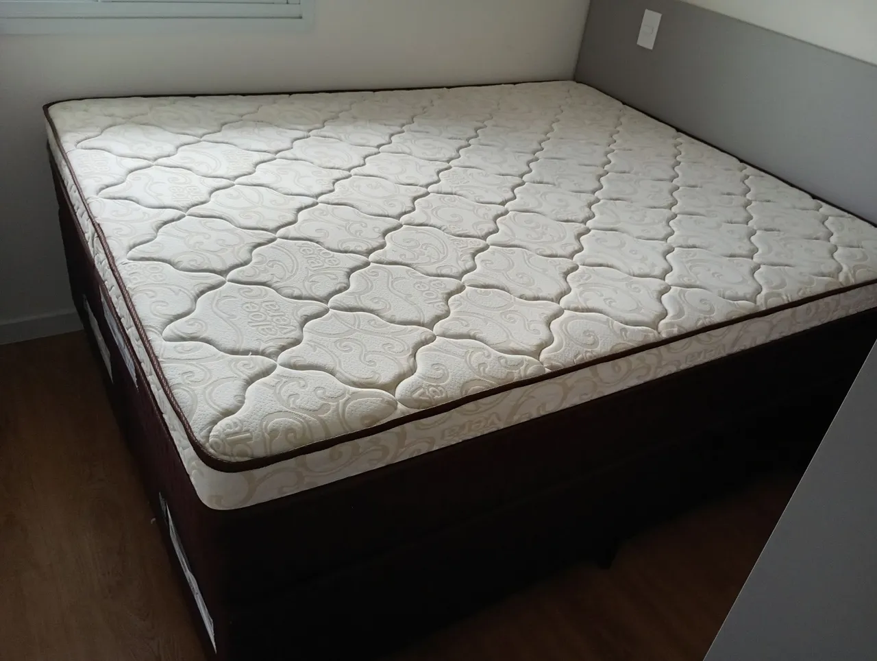 Cama Box Casal