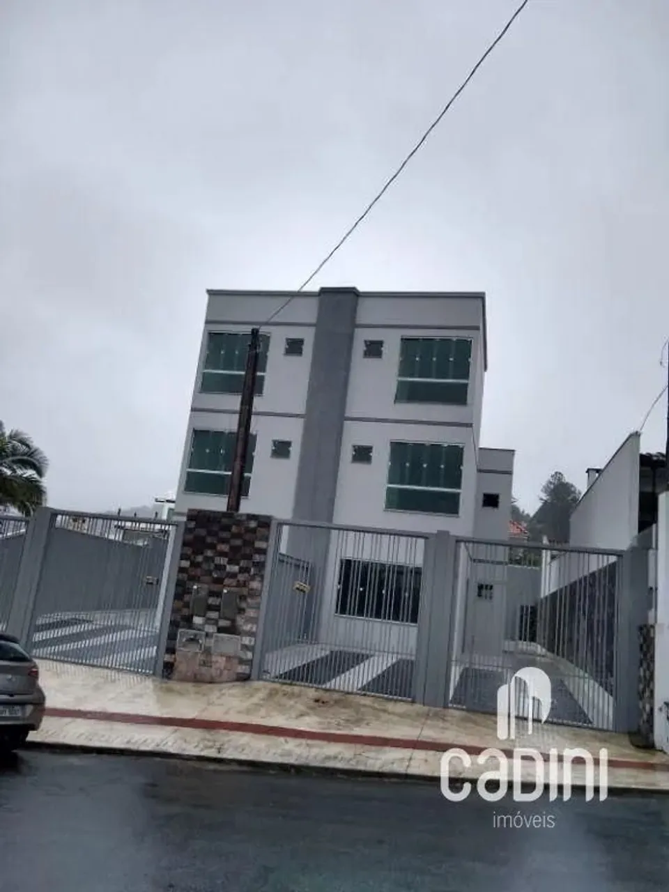Sobrado com 3 dormitórios à venda, 130 m² por R$ 1.400.000,00 - Ariribá - Balneário Cambor