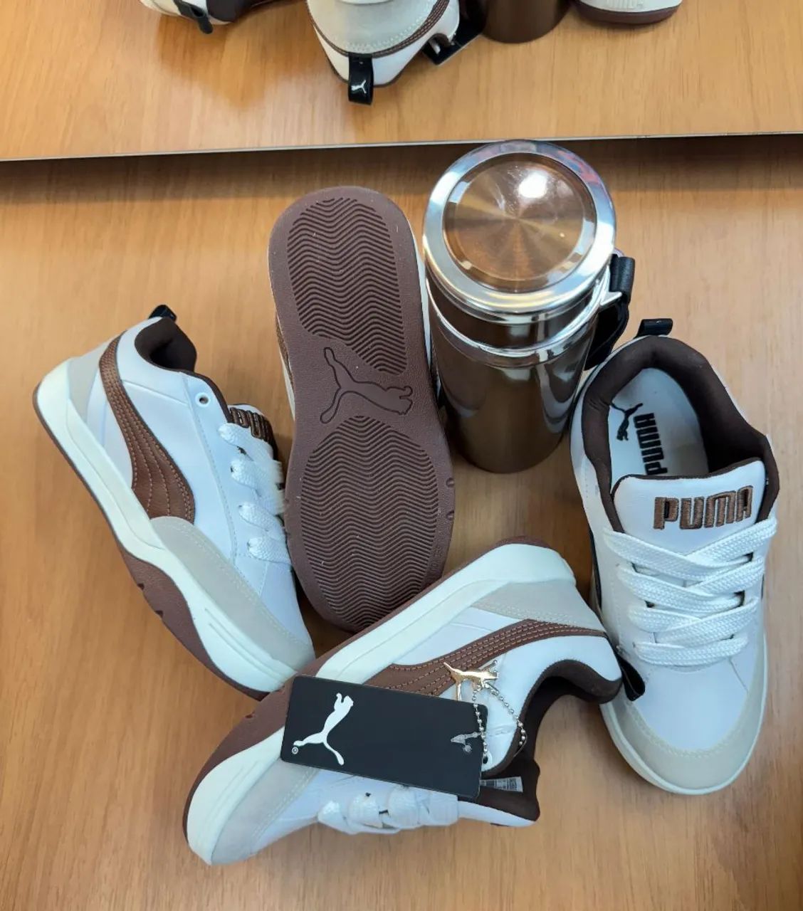 Tênis Puma Feminino Casual - Bege e Marrom - Foto 4
