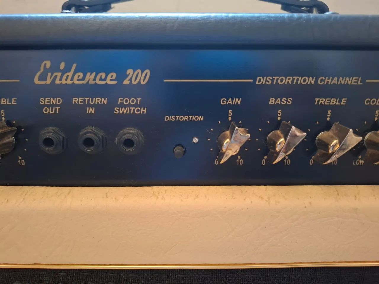 Amplificador de Guitarra Evidence 200 Borne - Foto 2