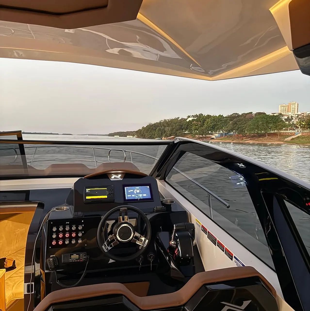 Nx 360 Sport coupé - 2025 x2 Mercruiser 250 HP ñ Phantom Triton Fs Sessa Armatti  - Foto 4