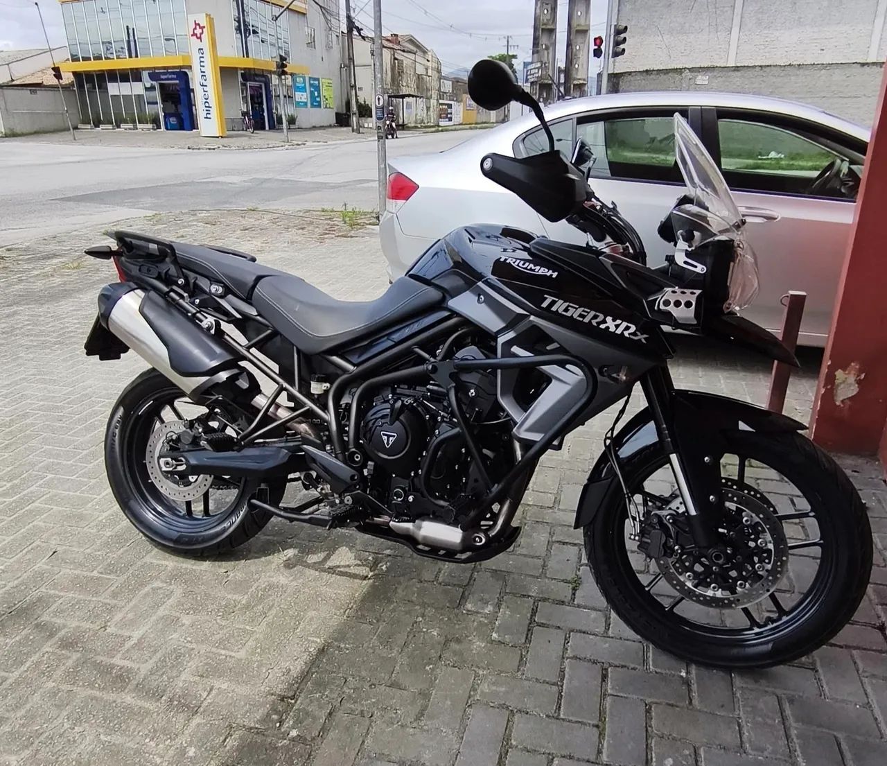 Triumph 800 XRX 2015 - 1465611718 | OLX