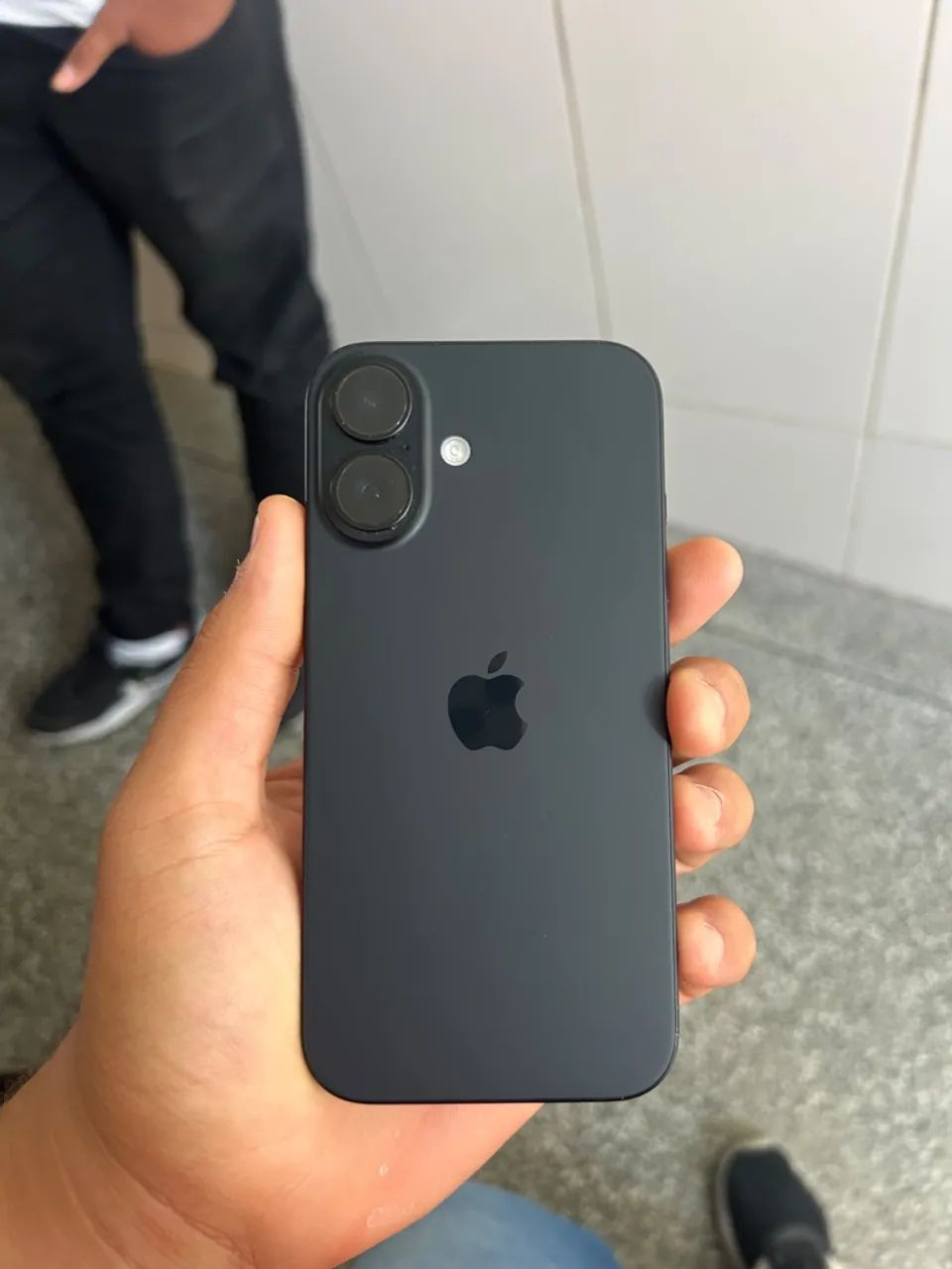 Vendo iPhone 16 - Foto 2