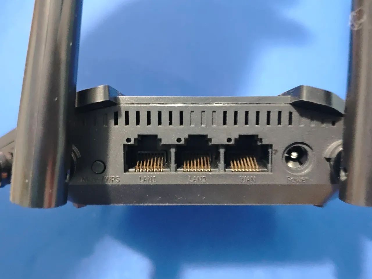 Roteador mercusys Gigabit com defeito  - Foto 2