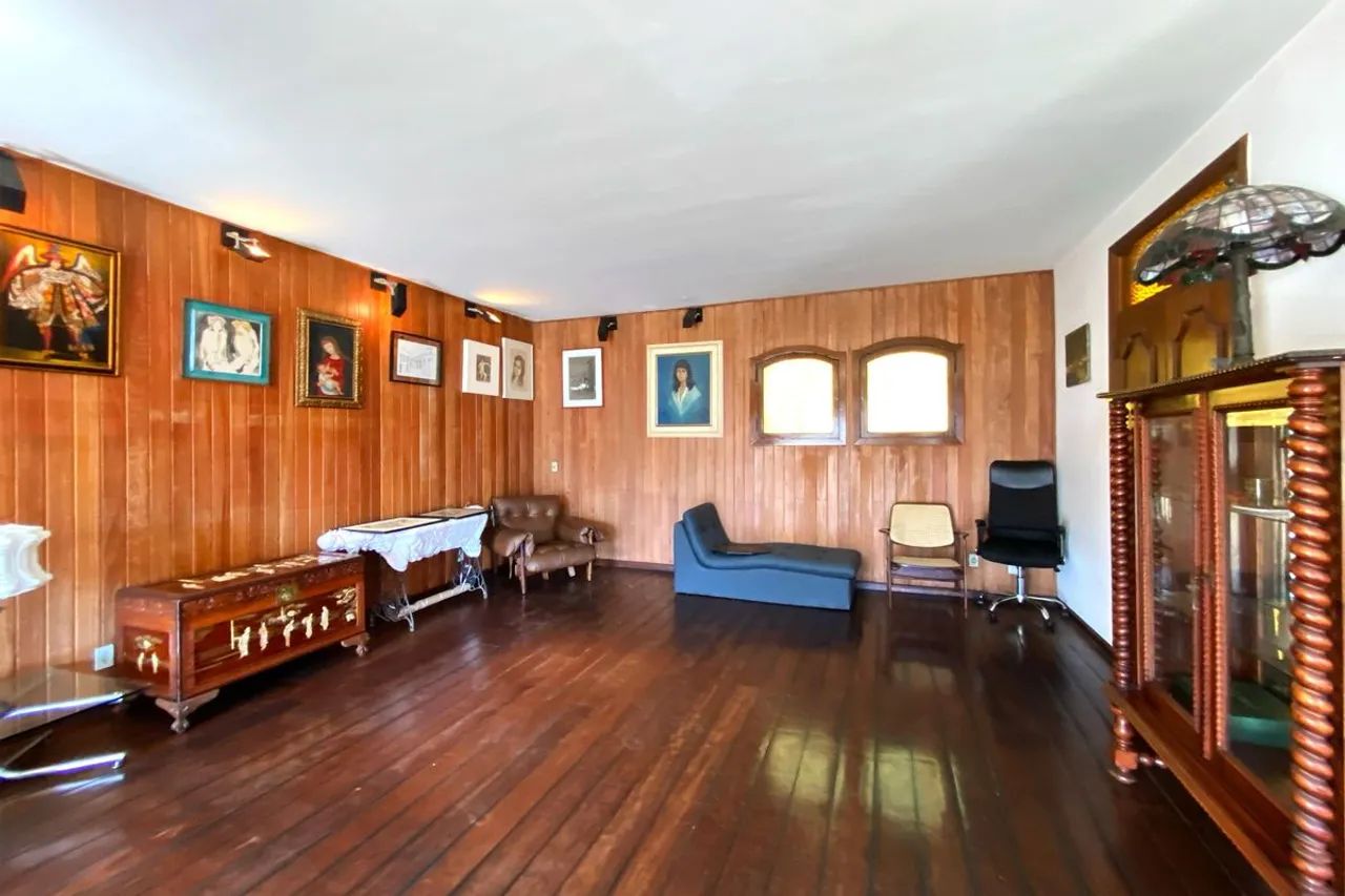 Casa à Venda - Coração de Jesus, 6 Quartos, 600 m2 - Foto 4
