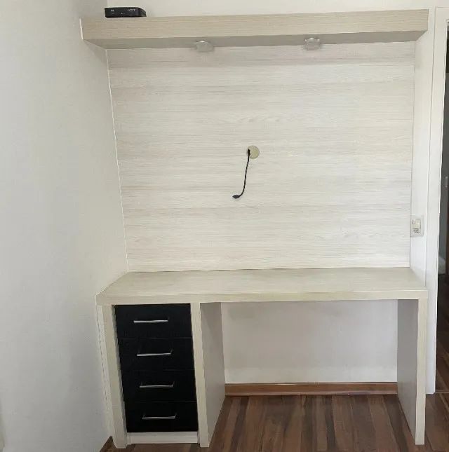 Painel e Bancada para Dormitório ou Escritório com Gaveteiro - Foto 2