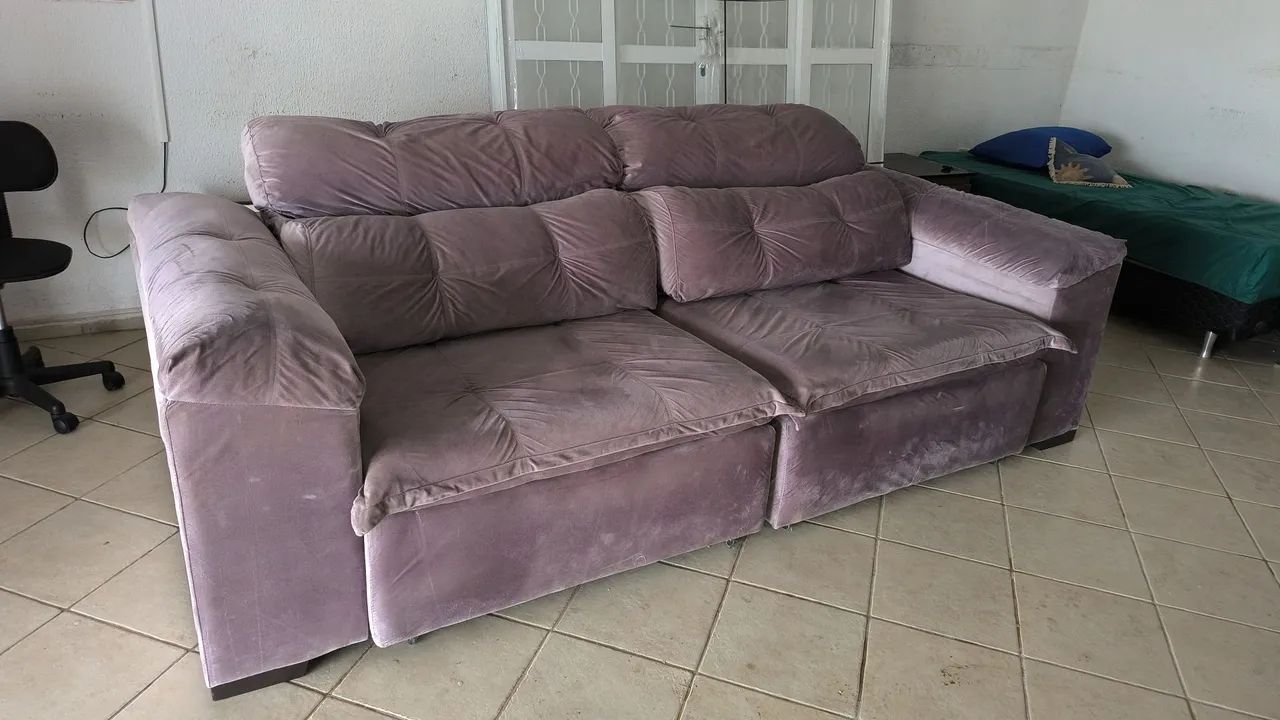 SOFA EM ÓTIMO ESTADO 2,60M 6 X SEM JUROS NO CARTÃO.