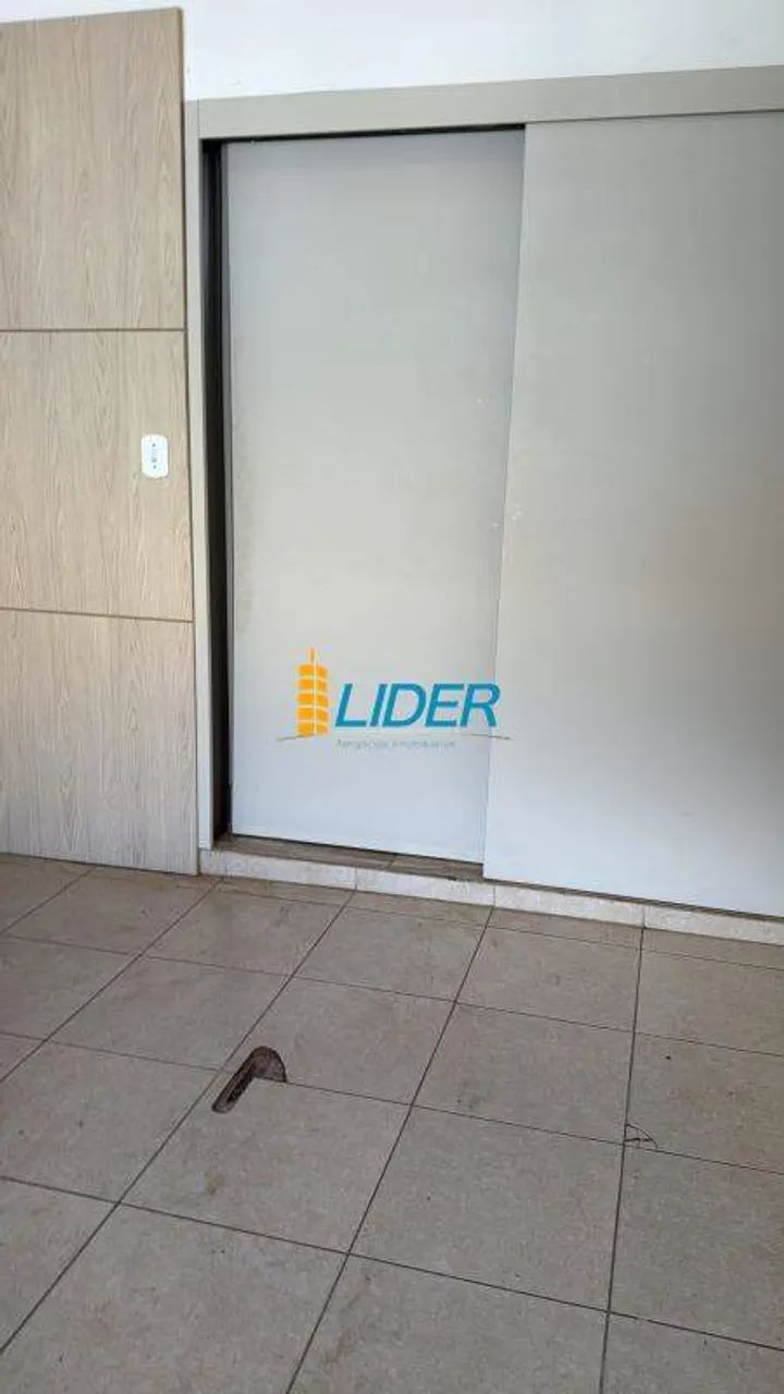 GALPÃO NO TUBALINA - Foto 5