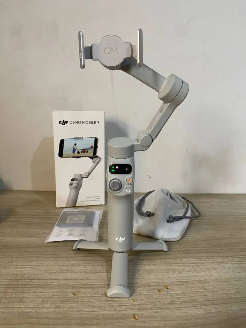 Estabilizador De Celular Gimbal Dji Osmo Mobile 7 Cor Cinza