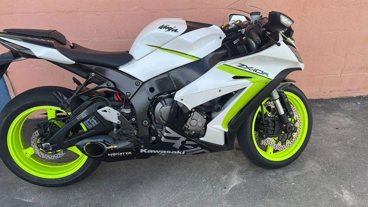 Kawasaki Zx-10/ Zx-10r 1000cc 2011 - 1501718382 | OLX