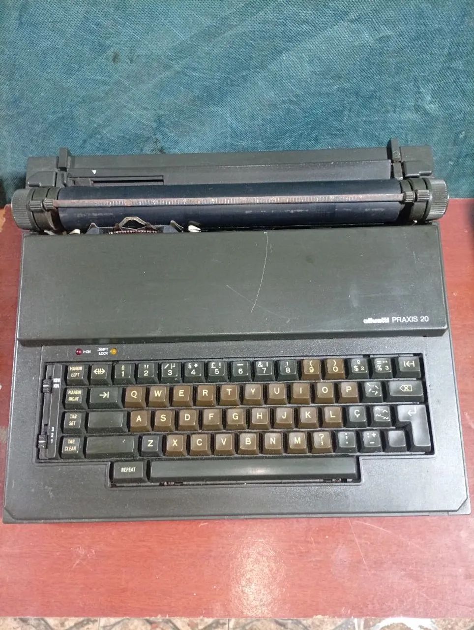 Máquina Datilografia Elétrica 