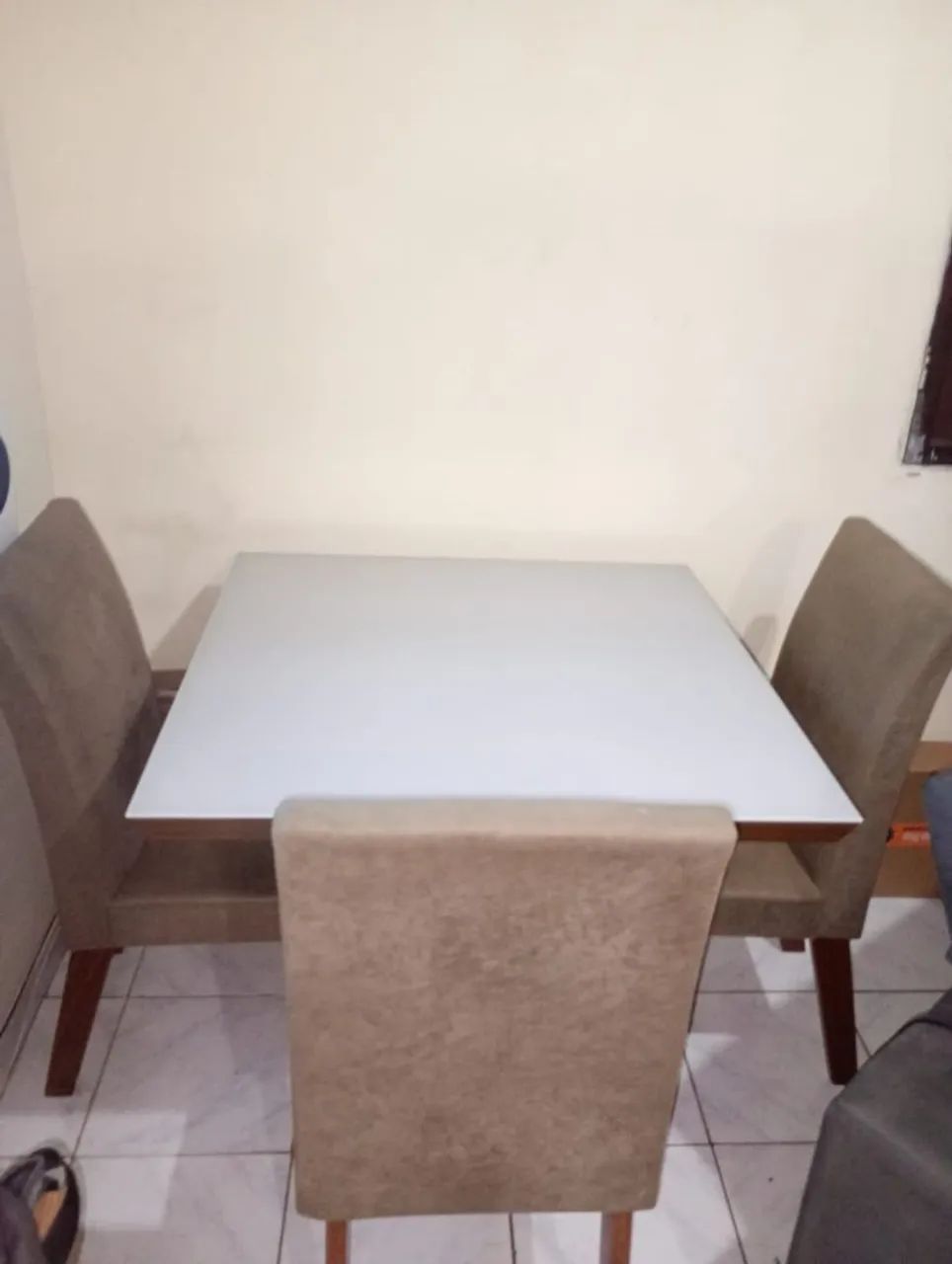 Mesa com 3 cadeiras - Foto 3