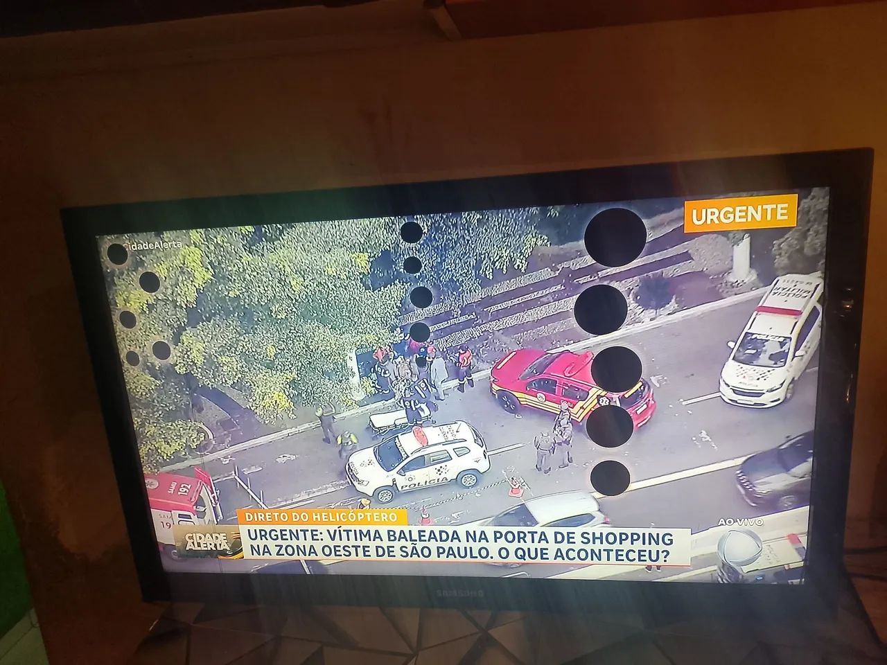 Tv Samsung 40 polegadas com manchas na tela 
