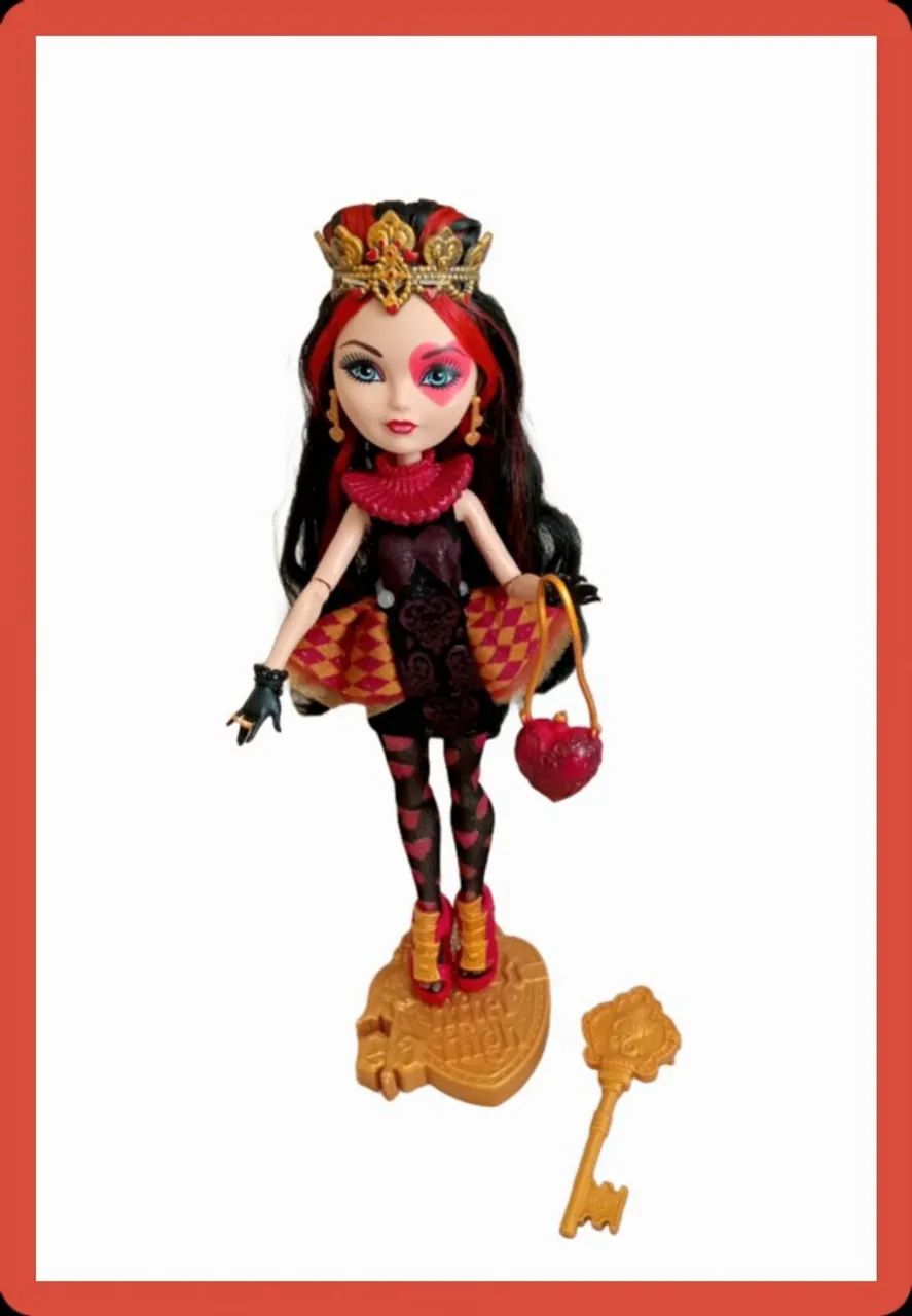 えみ様 Ever After High Lizzie Hearts Wave 1a edição Usada. Acessórios e