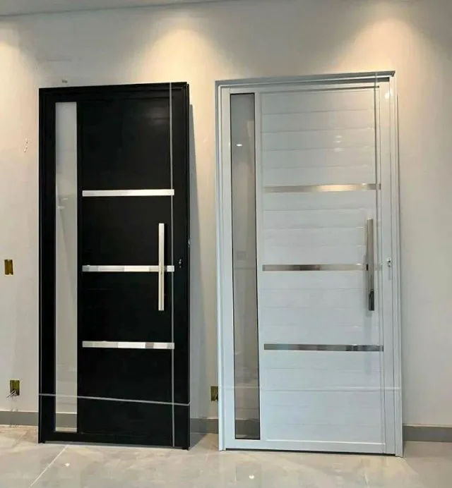 Portas de alumínio com vidro de correr - sacada lambril