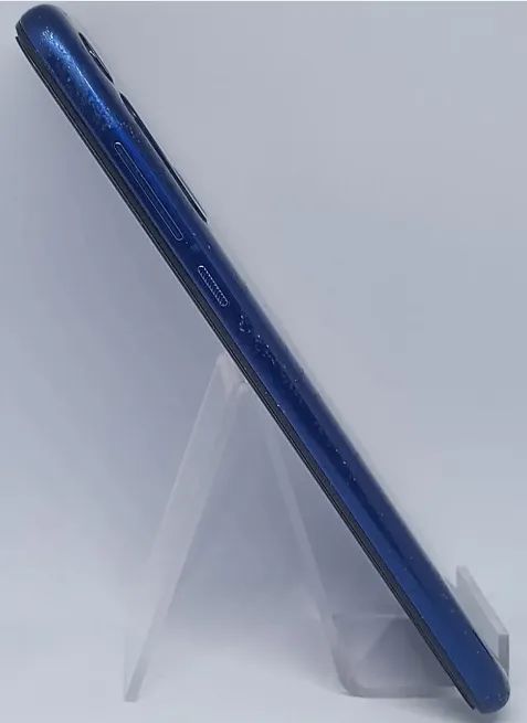 Moto G8 