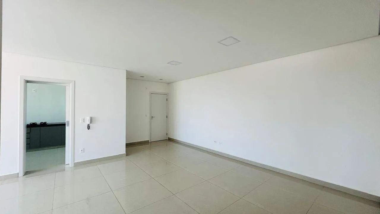 Apartamento residencial com 3 suítes e 3 vagas no Centro de Divinópolis - Foto 2