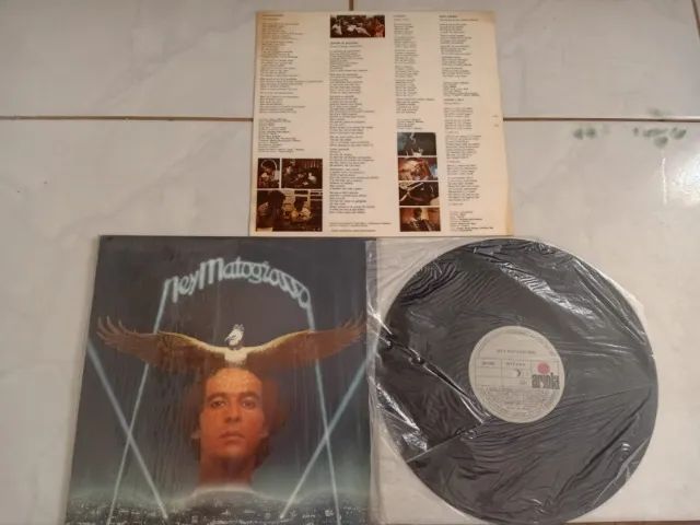 NEY MATOGROSSO - LP VINIL 1981 ARIOLA - COM ENCARTE