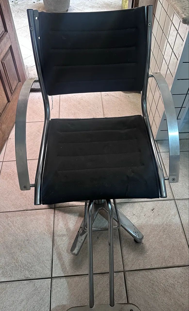 Cadeira Hidráulica de Cabeleireiro 