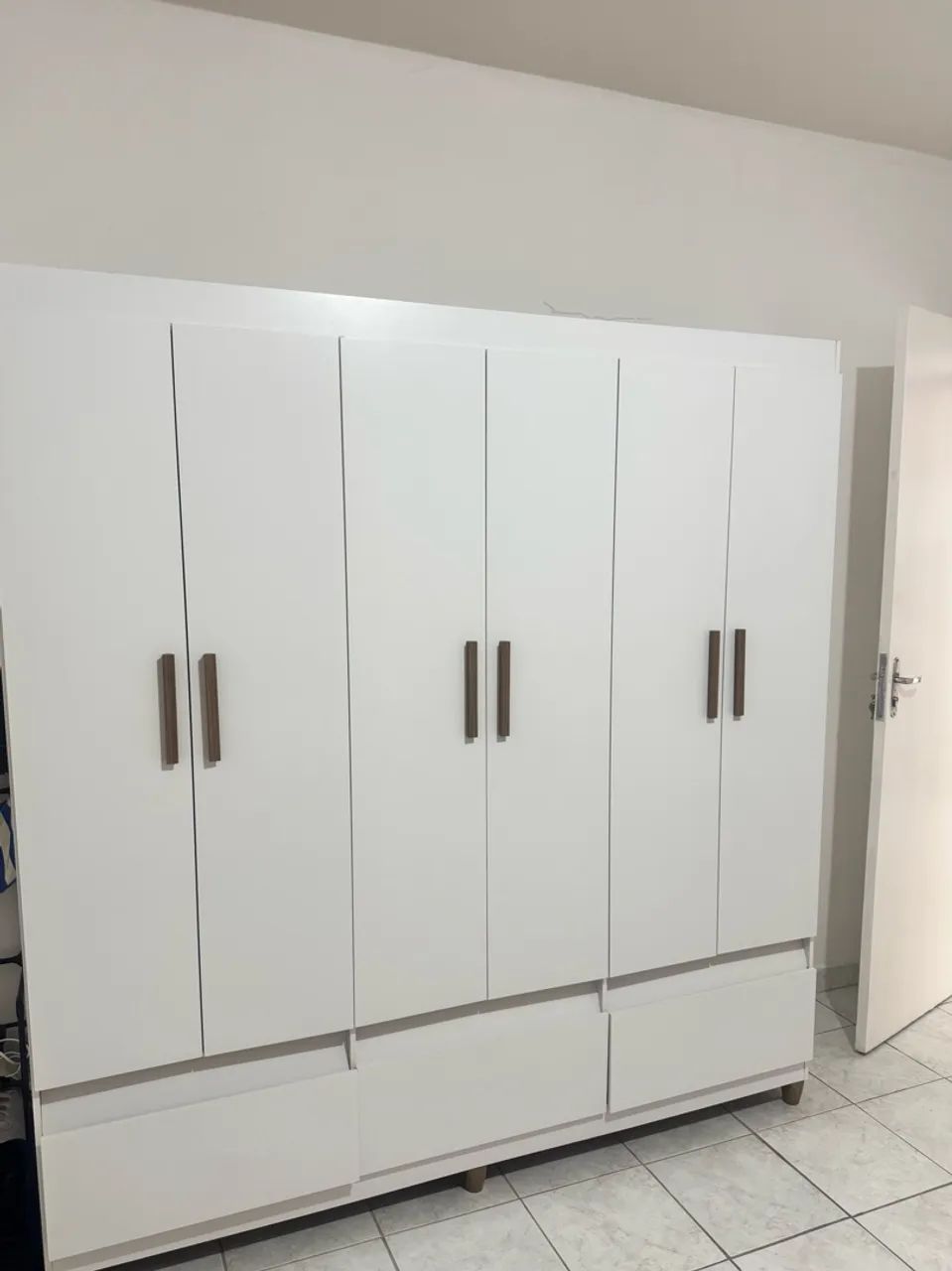 Guarda roupa Branco 