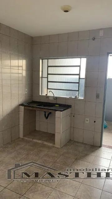 QUARTO, SALA, COZINHA E GARAGEM