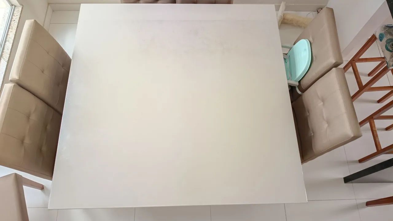 Vendo mesa quadrada (1,50x1,50) em MDF OFF WHITE - Foto 3
