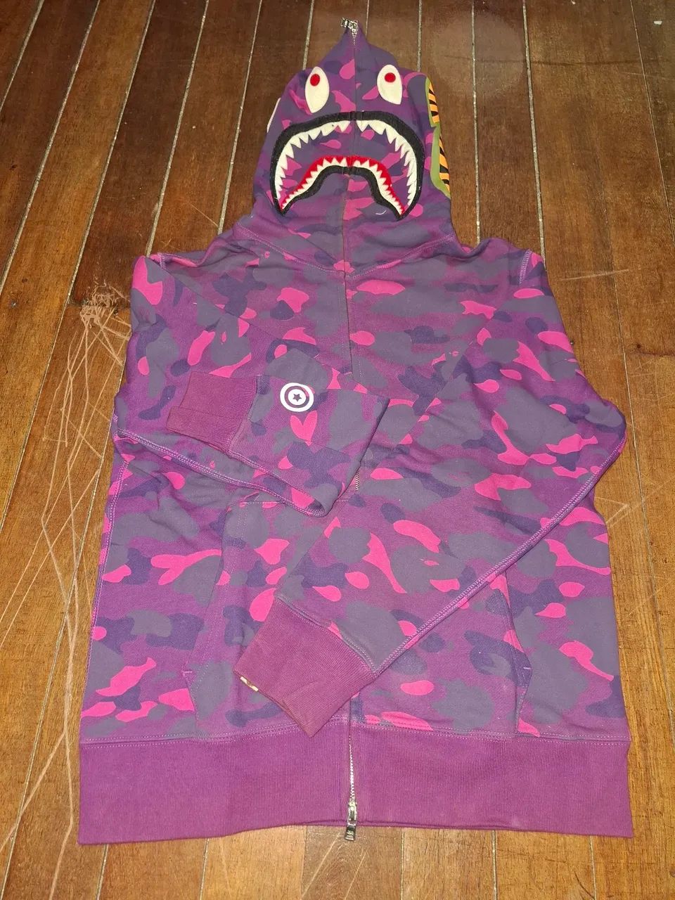 MOLETOM BAPE SHARK