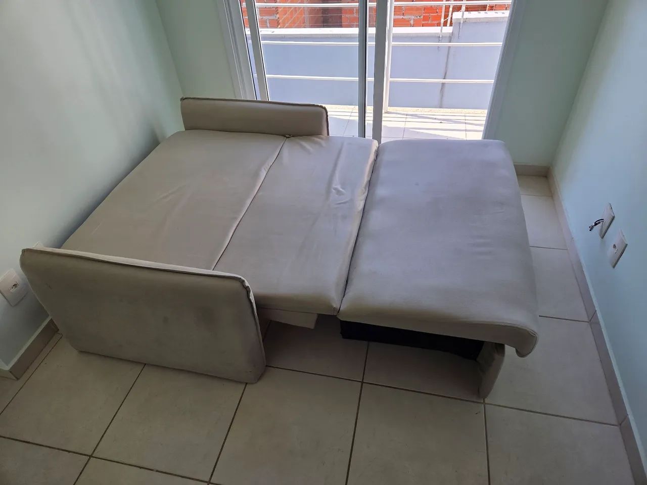 Sofá cama 2 lugares com baú.  NÃO ENTREGO  - Foto 3