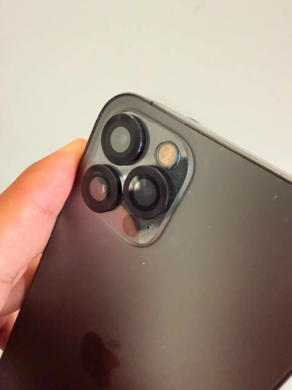 Vendo IPhone 12 Pro (único dono) - Foto 2