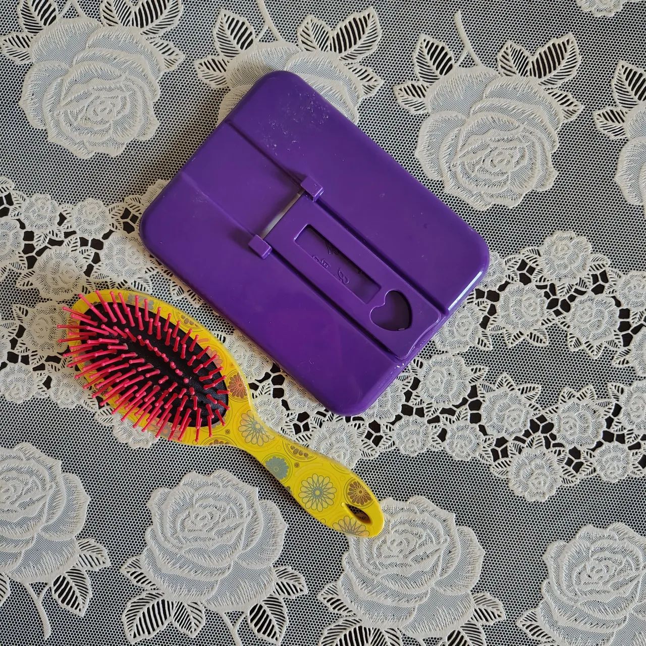 Kit espelho e Escova de Cabelos - Foto 2