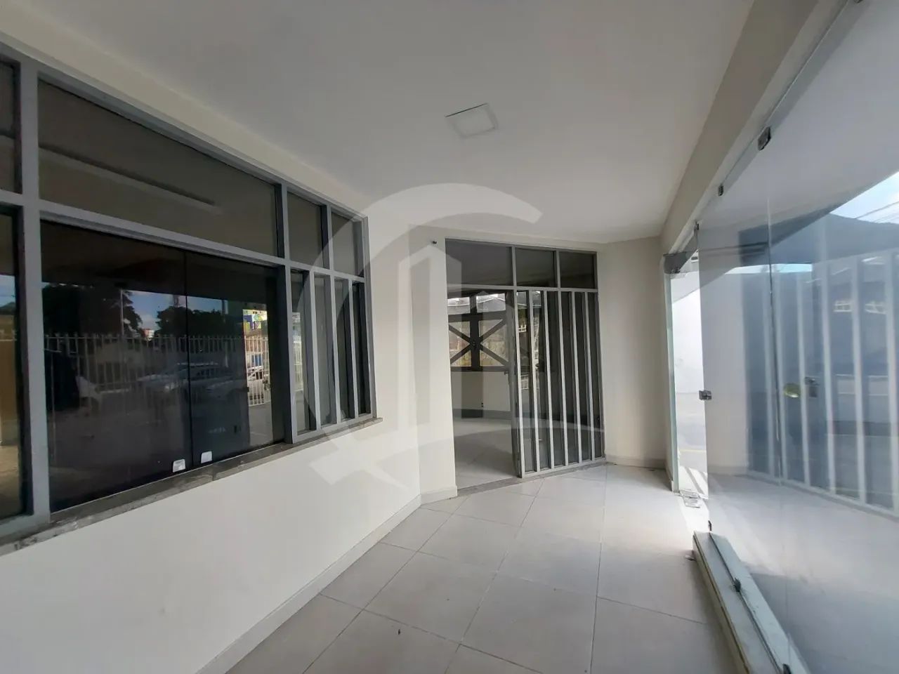 Ponto comercial para locação na Av. Hermes Fontes! - Foto 4