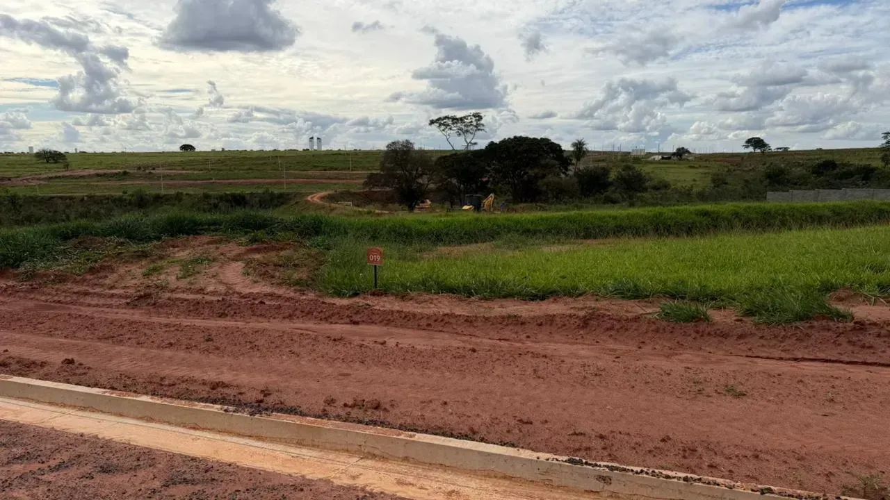 Lote/Terreno para venda possui 300 metros quadrados - Foto 14