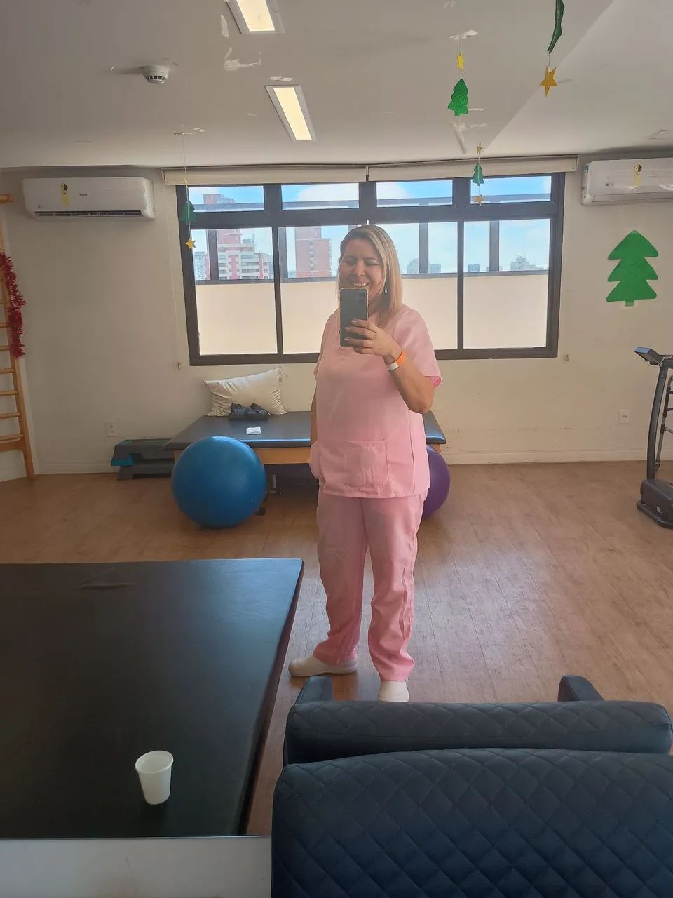 Cuidadora é babá 