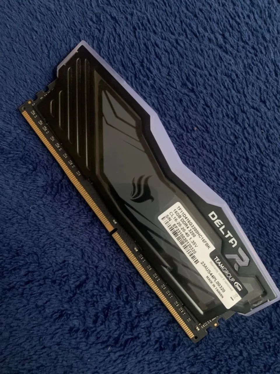 Memoria RAM T-Force DELTA 16GB 3200MHz
