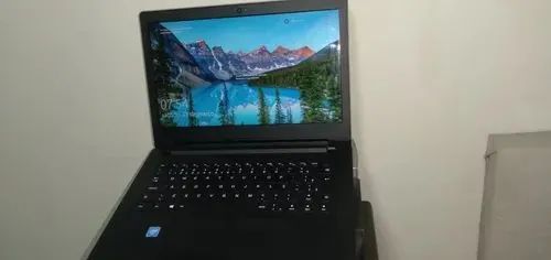 Notebook lenovo em perfeito estado 