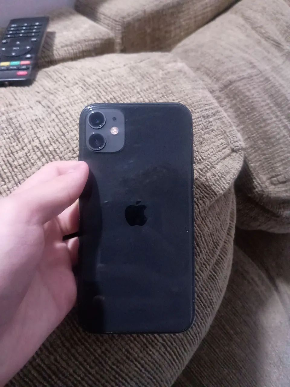 iPhone 11 semi-novo em bom estado  - Foto 2
